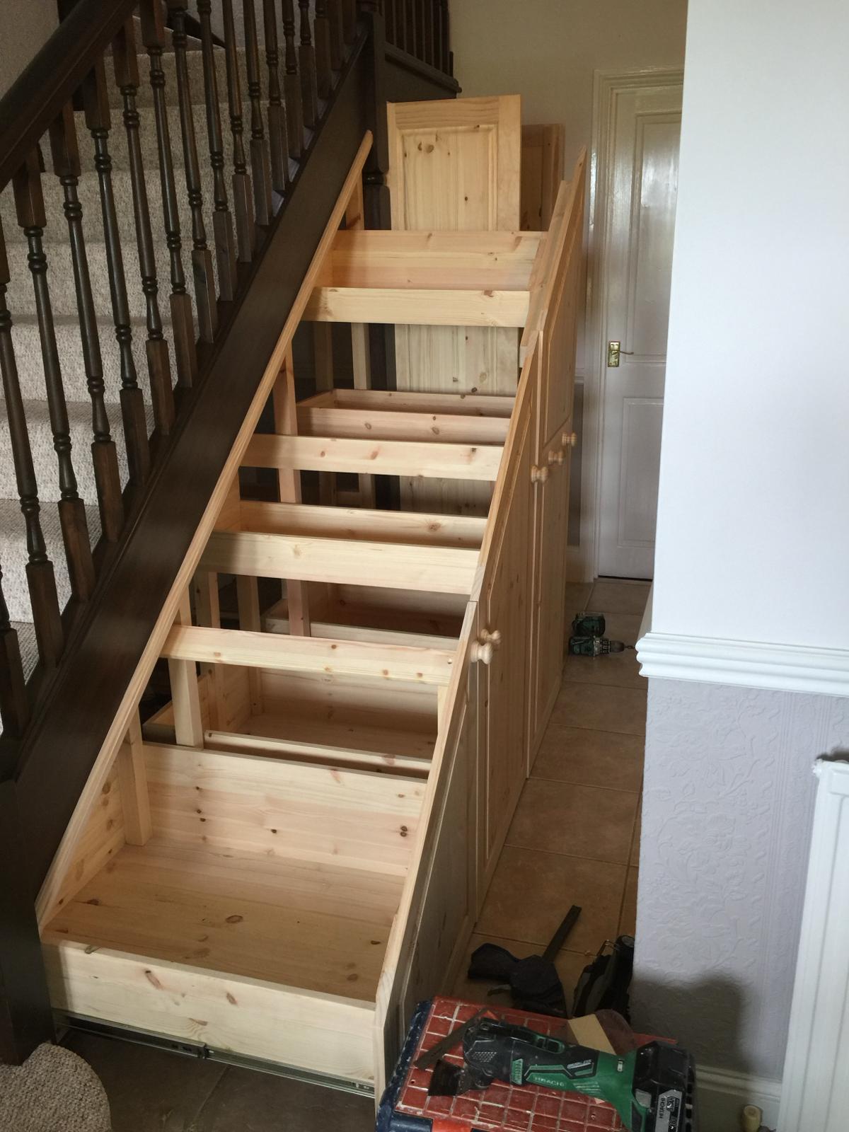 Elite Edge Carpentry and Plastering, and general building services. Bathroom and kitchen installation services